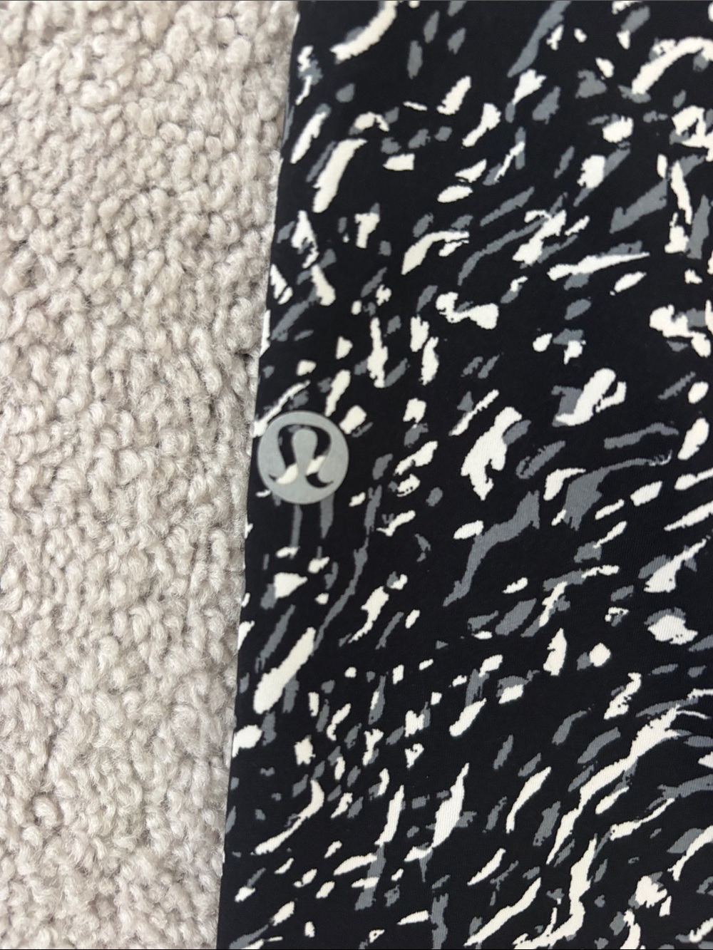 Lululemon Fast and Free High Rise - Picture 3 of 4